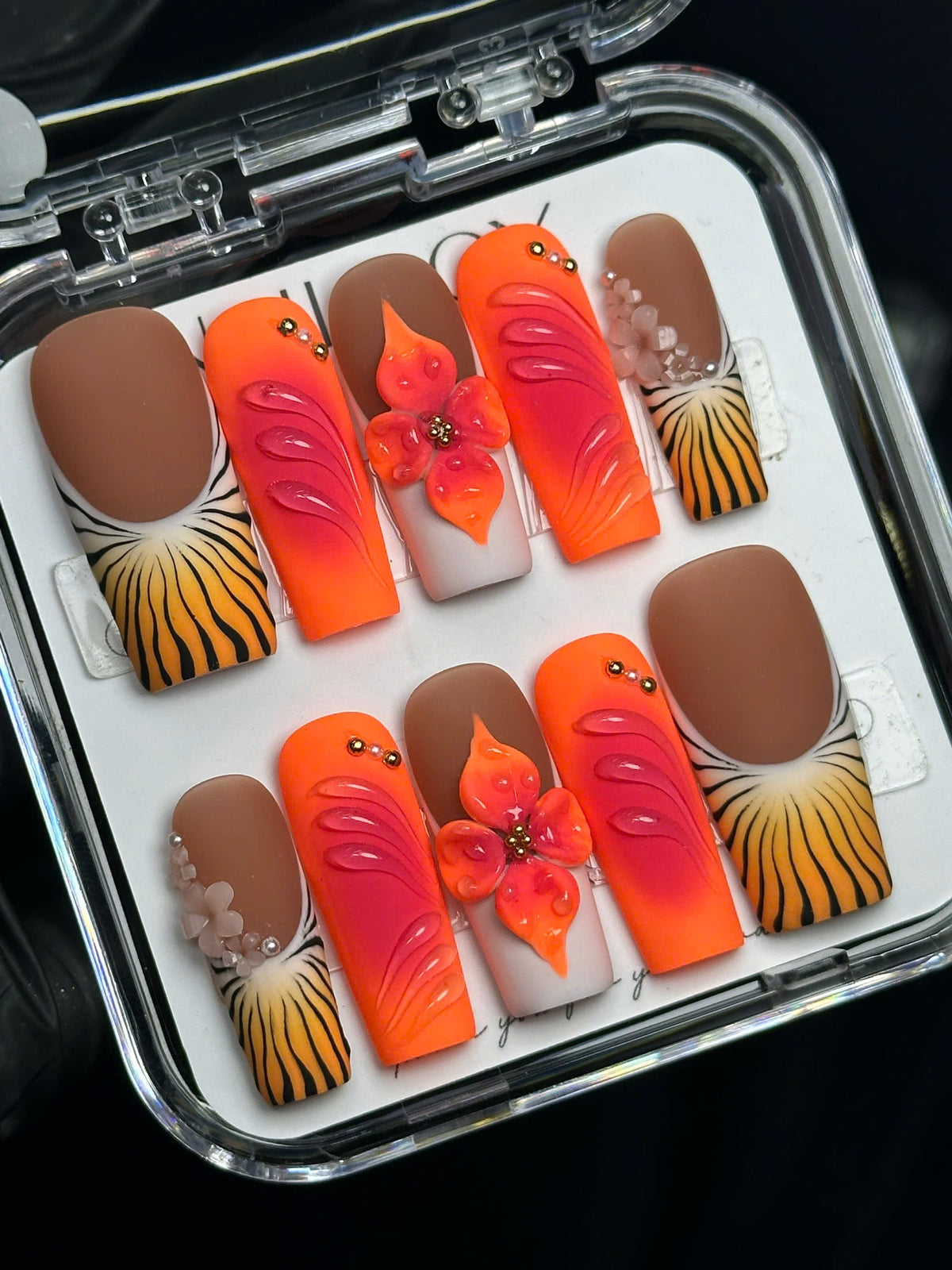 MEI Neon Tropicana